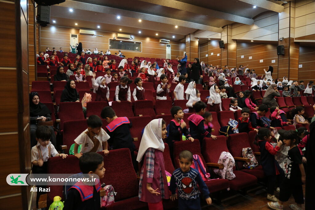 "جنگ شادی هزار لبخند" ویژه کودکان پیشدبستانی در بوشهر برگزار شد
