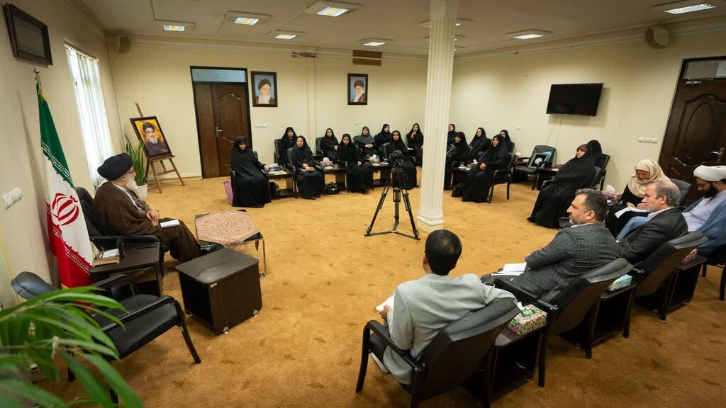 کودکان را سرمایهدار کنید؛ تاکید نماینده ولی فقیه در البرز بر تقویت روحیه حماسی و ملی در نسل آینده