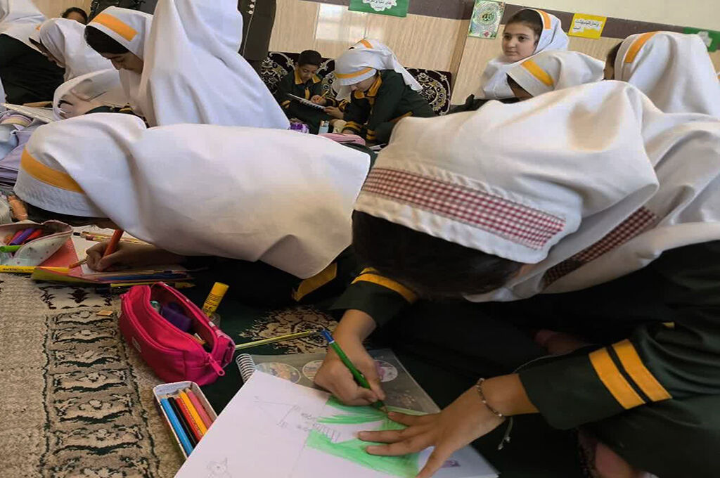 امدادگران فرهنگی به روستای لیلاکوه لنگرود رسیدند