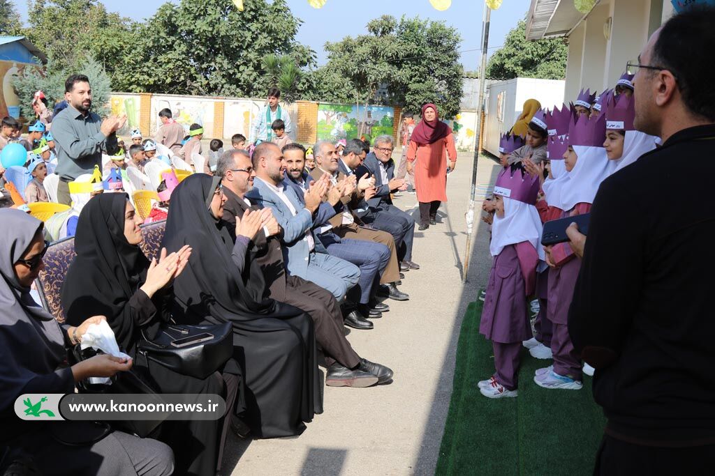 زنگ کودکی در دبستان شهید وردیان روستای اسبوکلای ساری نواخته شد