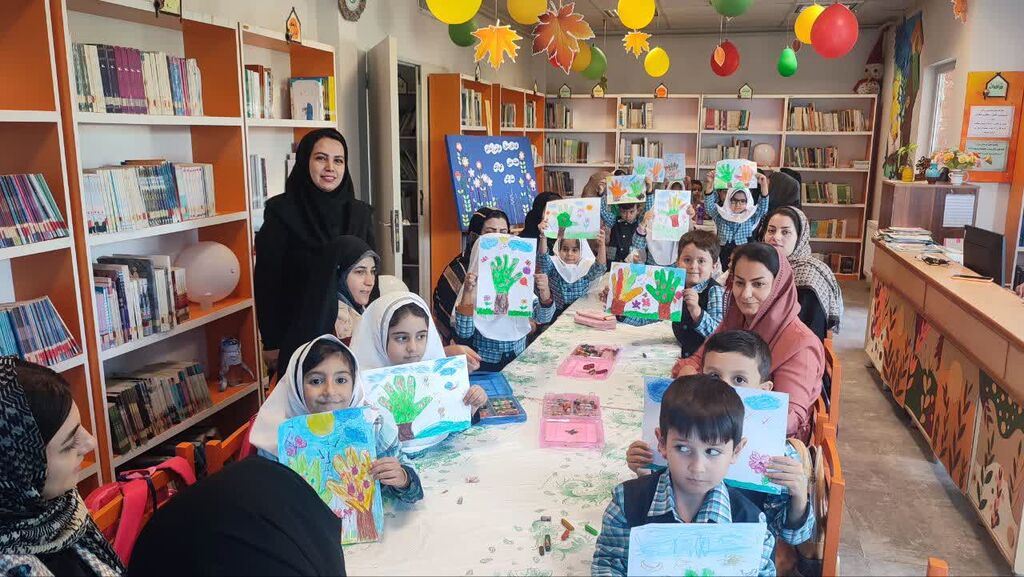 از «تور همدانگردی» تا کارگاه نقاشی«مادر و کودک»