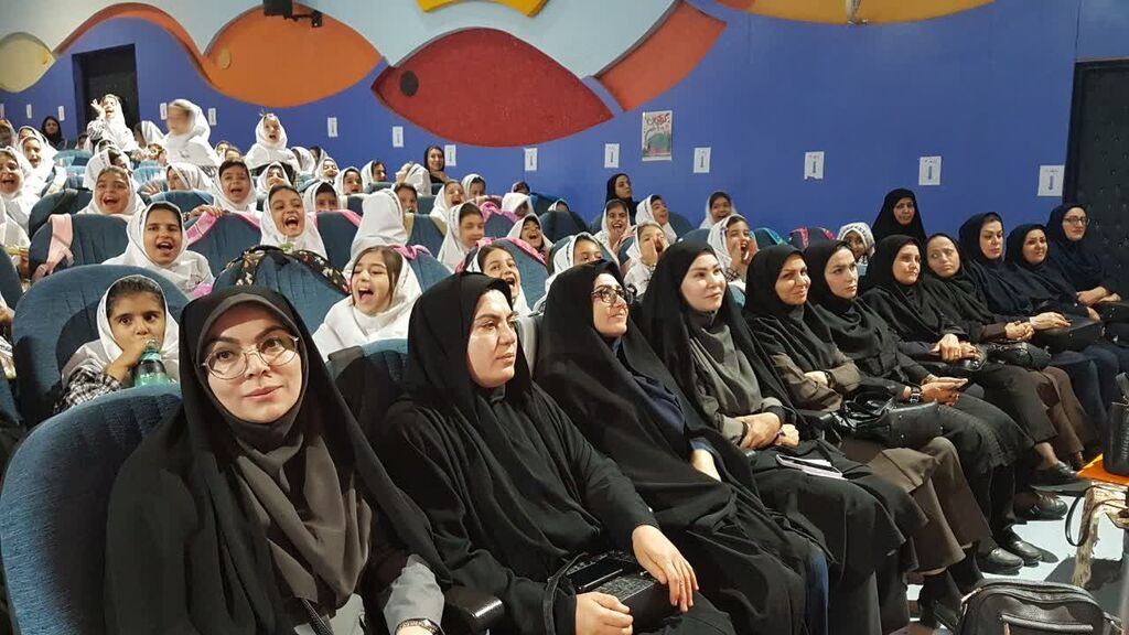 جشن پُر شور هفته ملی کودک در کانون کرمانشاه