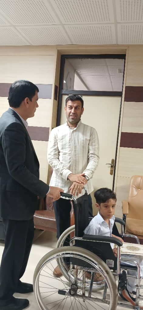 دیدار کودکان نخبه شهرستان جاسک با فرماندار