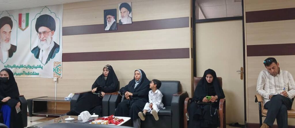 دیدار کودکان نخبه شهرستان جاسک با فرماندار