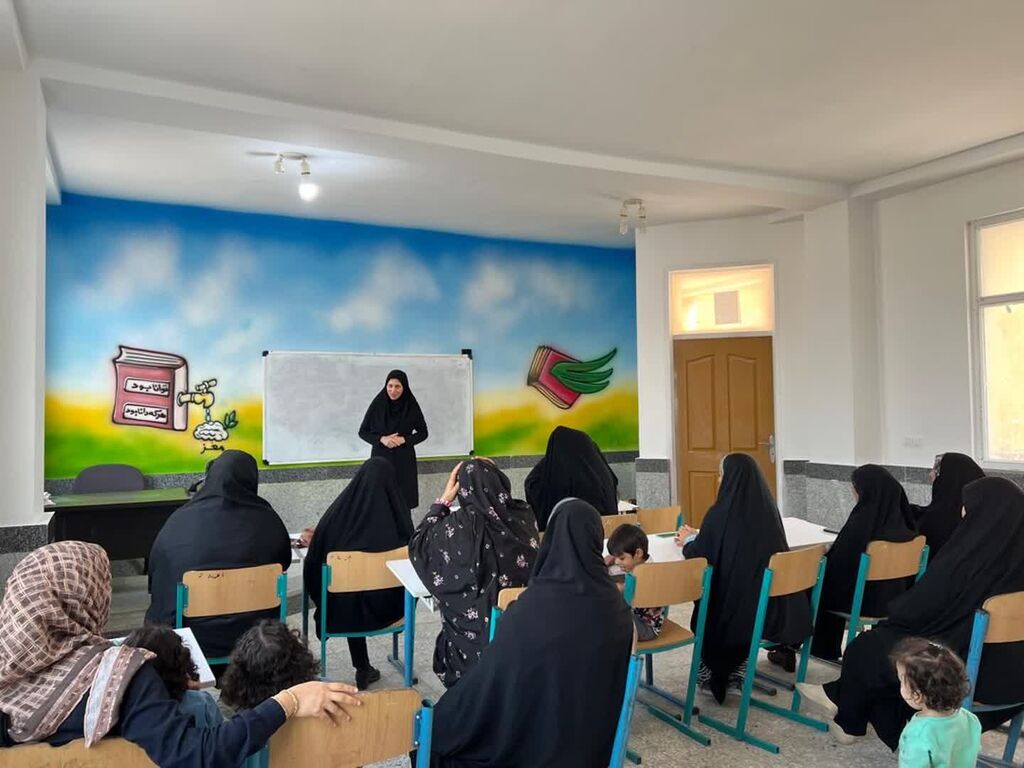 کودکان و نوجوانان جزیره تنب بزرگ از برنامه های متنوع و جذاب کانون بهره مند شدند