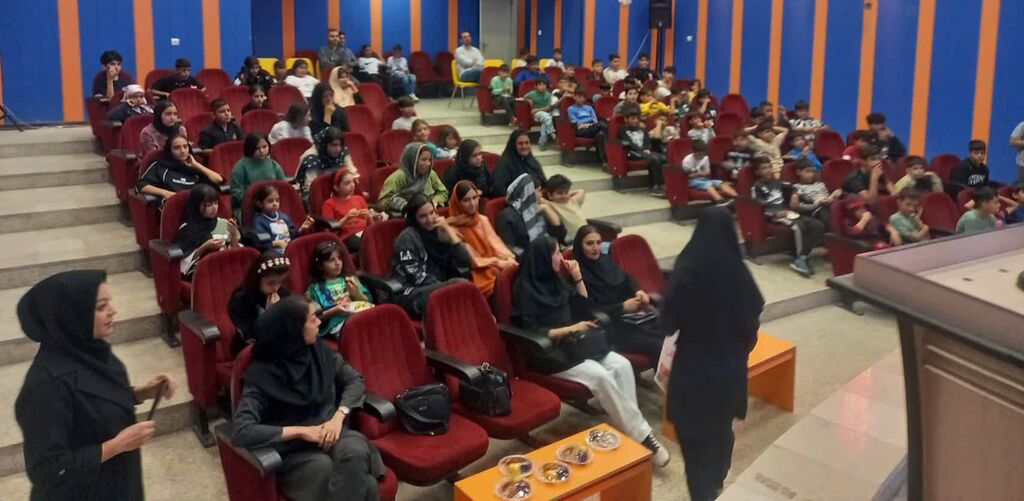 جشن امید و حمایت از کودکان کار در مرکز شماره ۱۱ کانون کرمانشاه