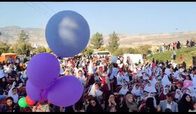 شادی کودکان ایلامی درجشن بزرگ بادبادک‌ها