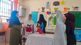 اجرای برنامه پیک امید کانون مرکز کازرون  در روستای گلستان