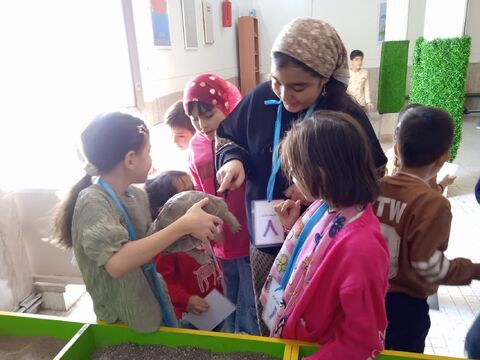 برگزاری جشن علمی اعضای فعال گروه رصدخانه کانون استان همزمان با هفته ملی کودک