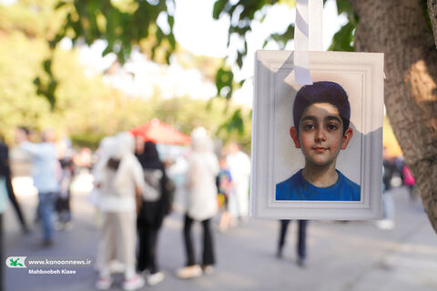 جنگ شادی و شادپیمایی عروسک‌های بلند قامت