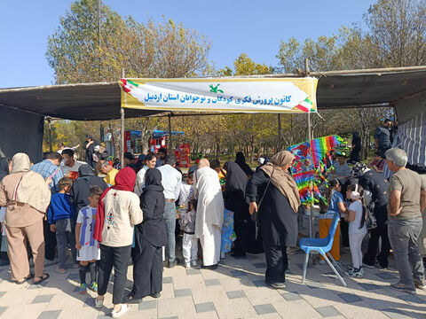 پرواز امید و شادی بر فراز شورابیل؛ جشنواره بادبادک‌ها به روایت تصویر