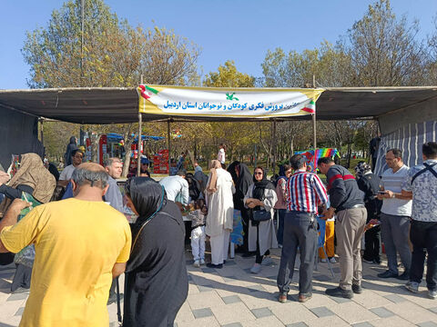 پرواز امید و شادی بر فراز شورابیل؛ جشنواره بادبادک‌ها به روایت تصویر