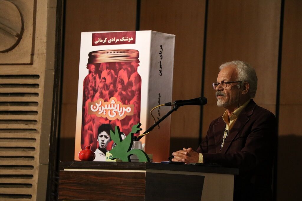 هوشنگ مرادی‌کرمانی نماد مقاومت و پایداری فرهنگ ایران است