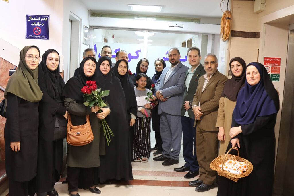 لبخند شادی بر لبان  کودکان بیمارستان بوعلی‌سینا ساری شکوفا شد