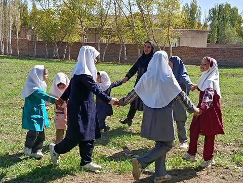روستای خلیفه‌لو مقصد برنامه‌های پیک امید کانون در بخش ارشق
