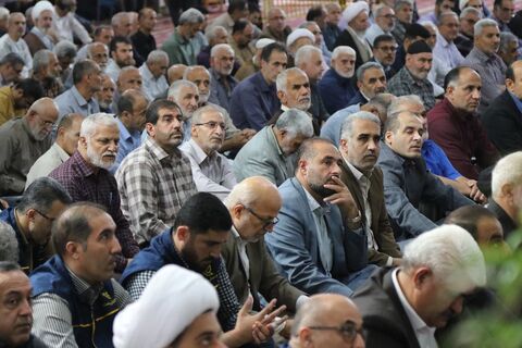قرائت بیانیه عضو کودک کانون مازندران و سخنرانی پیش از خطبه مدیرکل کانون مازندران در نمازجمعه ساری