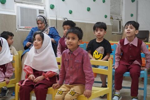 لبخند عمو سیبیلو در مرکز لنگه جان گرفت