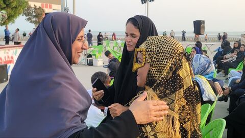 همزمان با هفته ملی کودک ؛ساحل بندرعباس میزبان شادی و لبخند های کودکانه شد