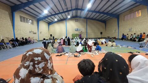 به همت کانون هرمزگان در روستای سرخون ؛جنگ شاد و نمایش حسن کچل برگزار شد