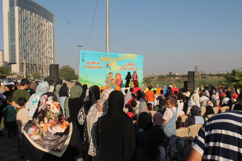 « جشن بادبادک‌ها » در اهواز به مناسبت هفته ملی کودک