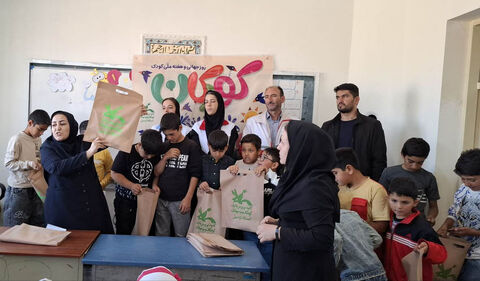 جشن  روز جهانی کودک با «پیک امید» کانون استان اردبیل در روستای گلیجان