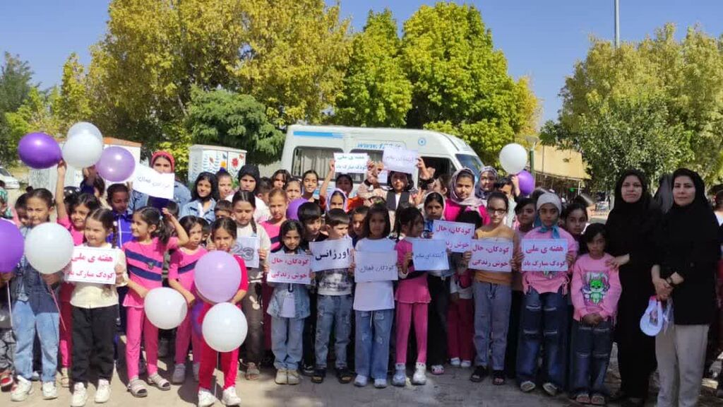 ساخت قایقهای صمود با دستان کودکانه