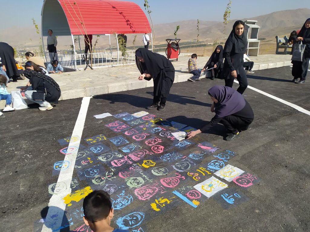 ساخت قایق‌های صمود با دستان کودکانه