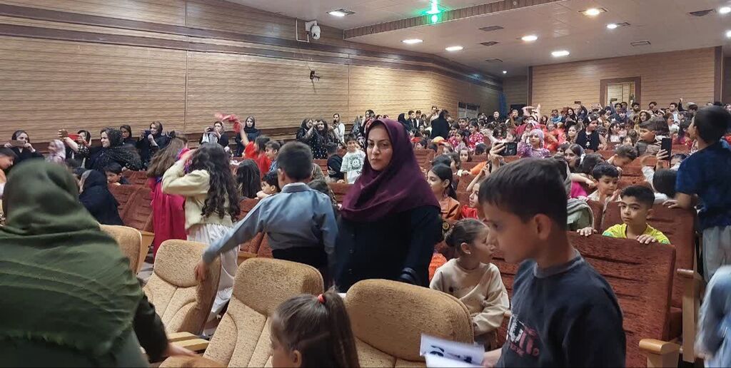 جشن "روژی مندالان" در جوانرود برگزار شد