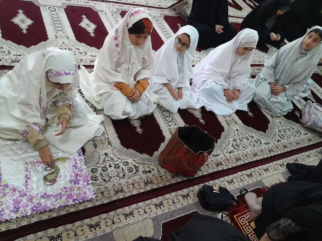 قرائت بیانیه هفته ملی کودک در نماز جمعه شهرستانهای استان ایلام