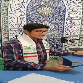 قرائت بیانیه هفته ملی کودک در نماز جمعه شهرهای محلات خنداب ساوه زاویه کمیجان