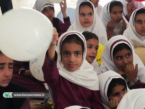 لحظات شاد کودکان و نوجوانان روستایی در هفته ملی کودک