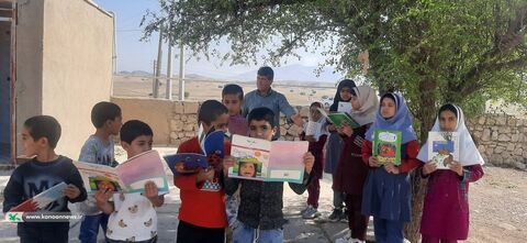 لحظات شاد کودکان و نوجوانان روستایی در هفته ملی کودک