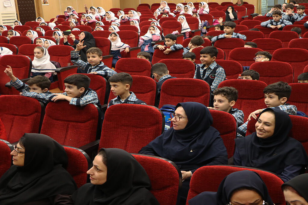 جشن ملی نوخوانها در رشت برگزارشد