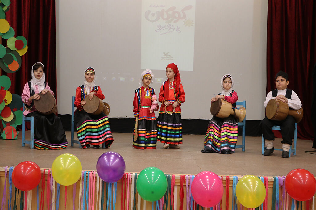 جشن ملی نوخوانها در رشت برگزارشد