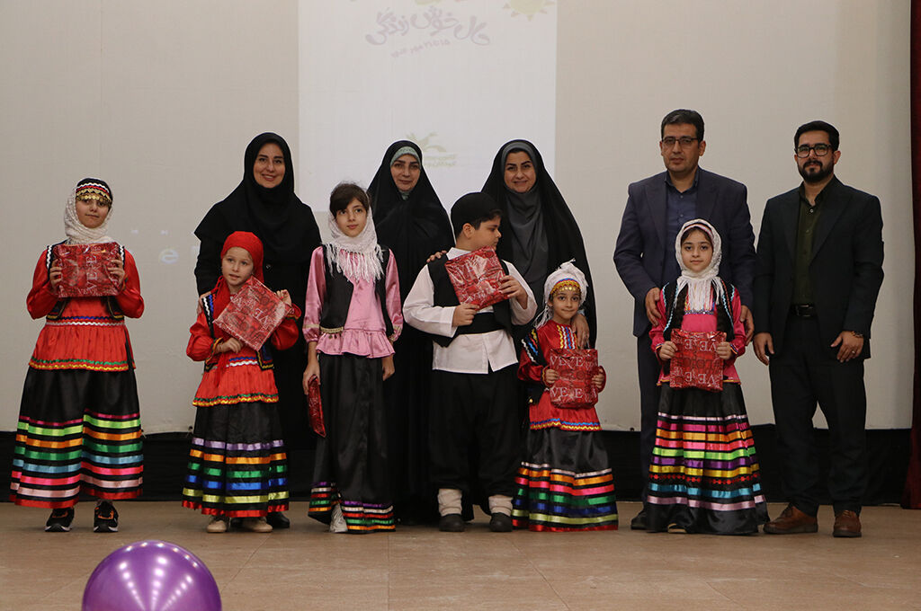 جشن ملی نوخوانها در رشت برگزارشد