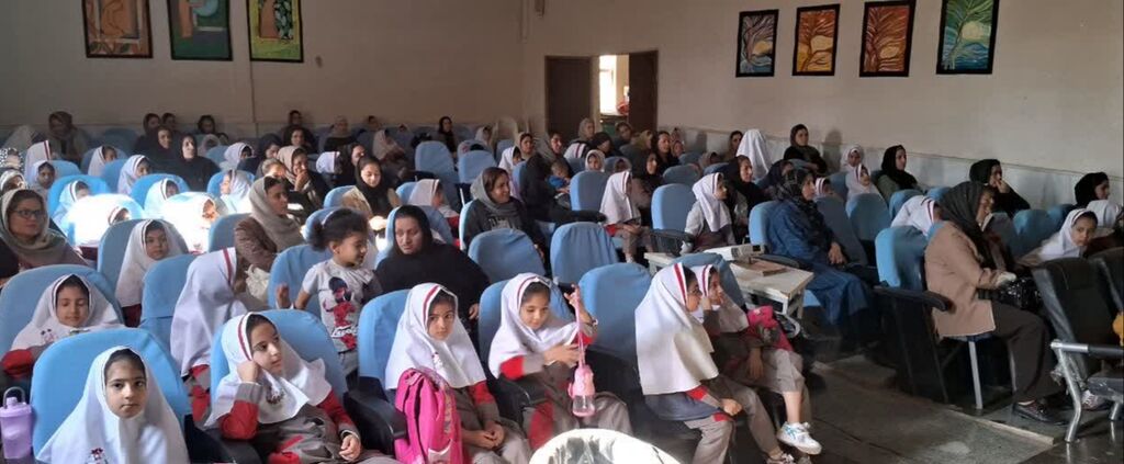 برگزاری جشن "نوخوانها" در مرکز کنگاور