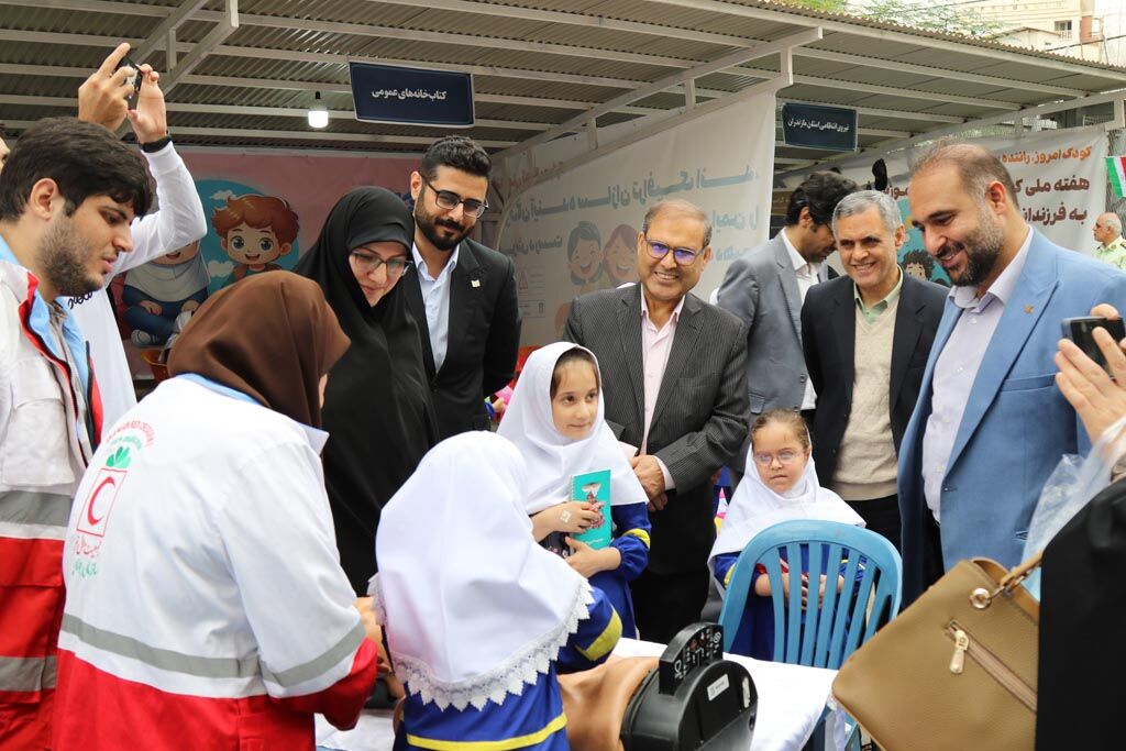 نمایشگاه بزرگ هفته ملی کودک در مازندران گشایش یافت /ارائه دستاوردهای دستگاههای استانی در حمایت از کودکان و خانوادهها