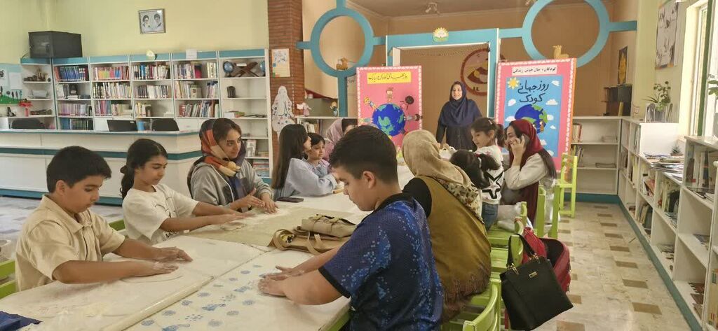 پاییز و نان؛ محفل گرم مادر و فرزندی در مرکز شماره ۲ کانون کرج