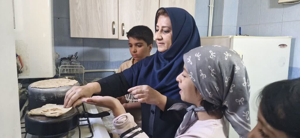پاییز و نان؛ محفل گرم مادر و فرزندی در مرکز شماره ۲ کانون کرج 