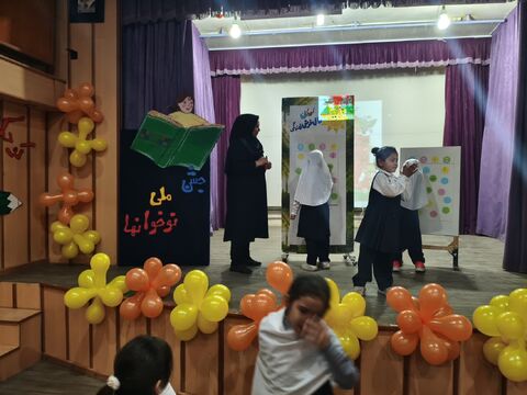 جشن نوخوان ها در مرکز 4