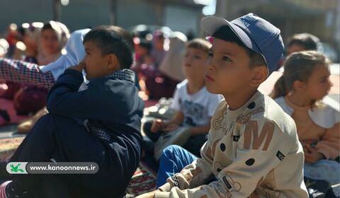 نمایش عروسکی «قهرمان آکواریوم» در ۷ شهرستان زنجان با تماشاخانه سیار به روایت تصویر