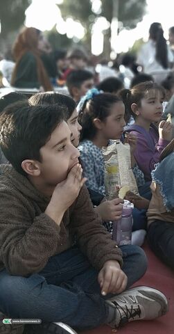 ( نمایش عروسکی «قهرمان آکواریوم» در ۷ شهرستان زنجان با تماشاخانه سیار به روایت تصویر