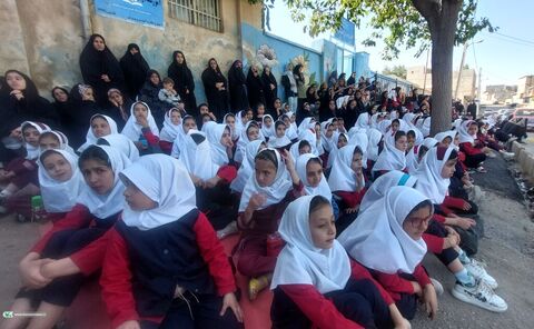 نمایش عروسکی «قهرمان آکواریوم» در ۷ شهرستان زنجان با تماشاخانه سیار به روایت تصویر (بخش اول)