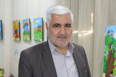 نشست «طرح نماد» و افتتاح نمایشگاه دست‌سازه‌های کودکان کار در شیراز برگزار شد