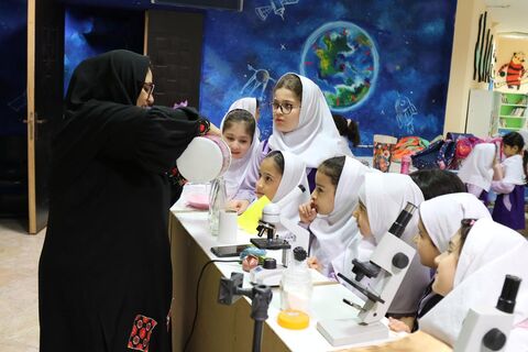 بازدید نماینده ولی فیقه در مازندران از نمایشگاه هفته ملی کودک