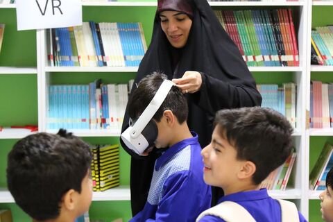 بازدید نماینده ولی فیقه در مازندران از نمایشگاه هفته ملی کودک
