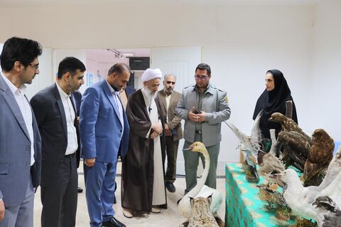 بازدید نماینده ولی فیقه در مازندران از نمایشگاه هفته ملی کودک