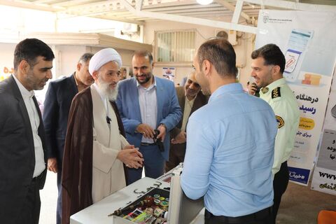 بازدید نماینده ولی فیقه در مازندران از نمایشگاه هفته ملی کودک
