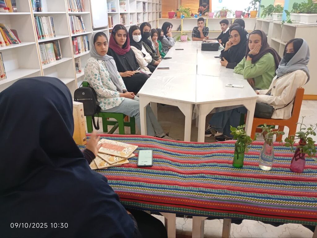 برگزاری نشست «آشنایی با حافظ» در کانون پرورش فکری هشتگرد