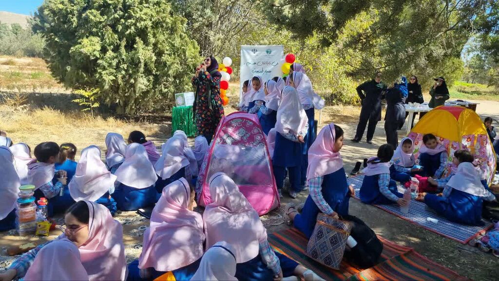 روزی به رنگ قصه